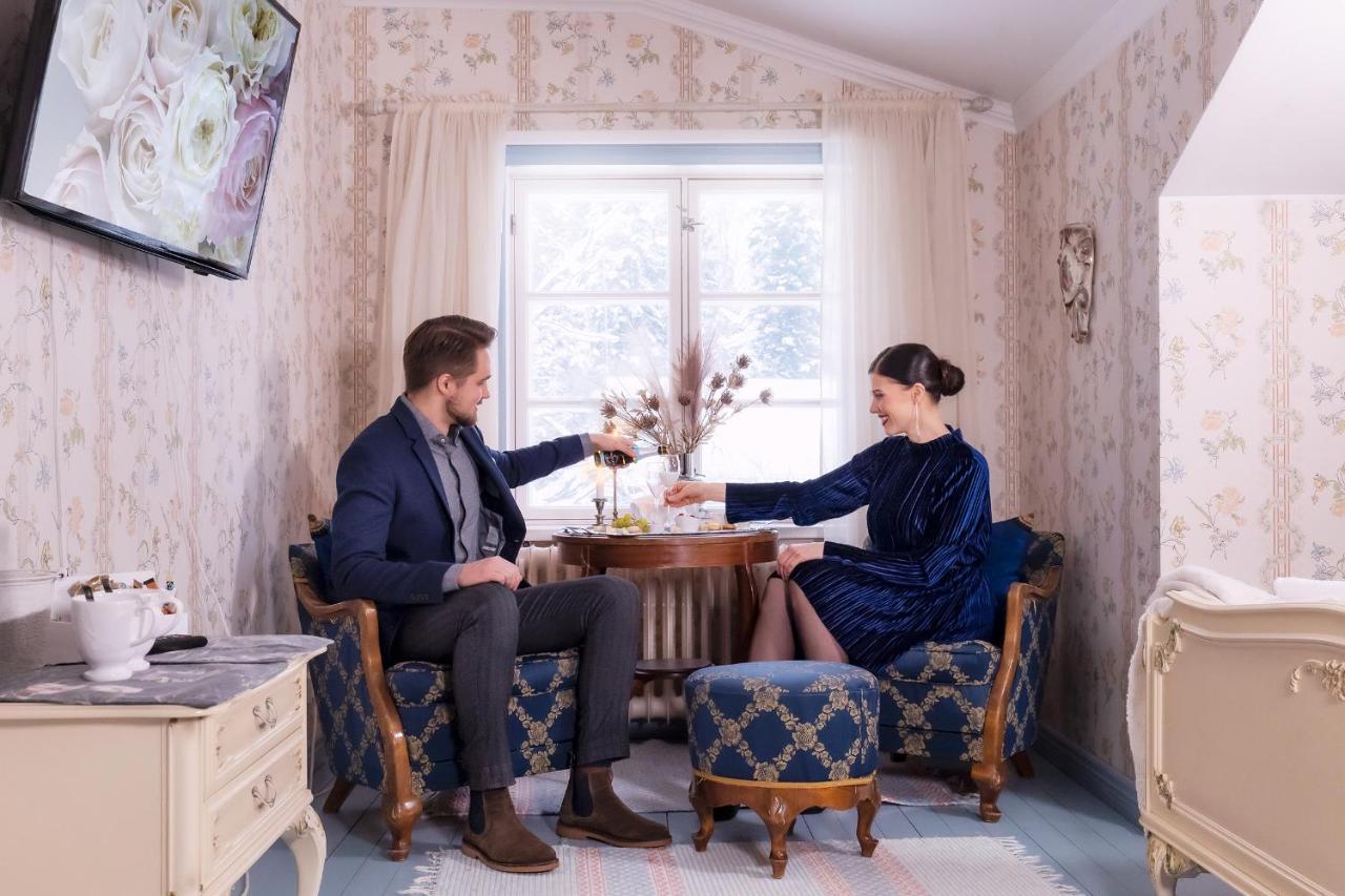 Taulun Kartano Hotel Kankainen Buitenkant foto