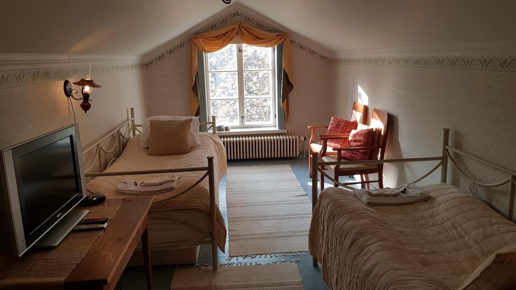 Taulun Kartano Hotel Kankainen Buitenkant foto